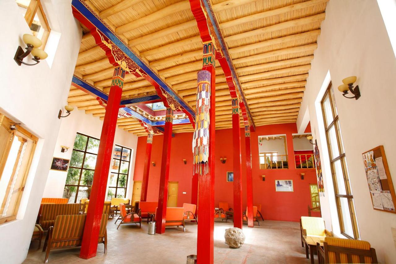 Lha-Ri-Sa Resort Лех Экстерьер фото