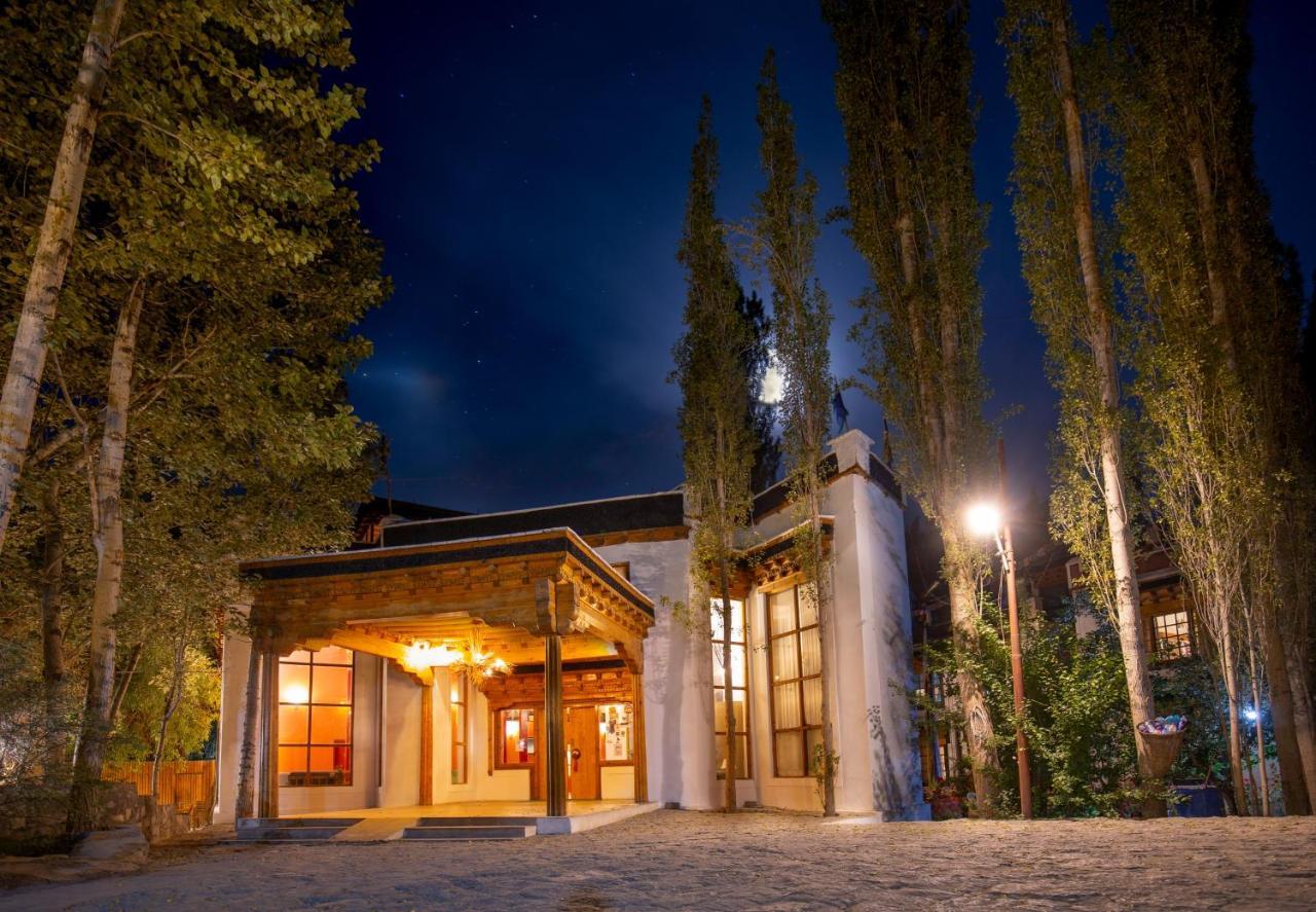 Lha-Ri-Sa Resort Лех Экстерьер фото